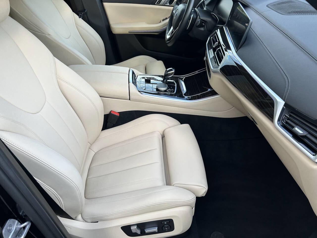 Used 2021 BMW X5 xDrive40i image 14