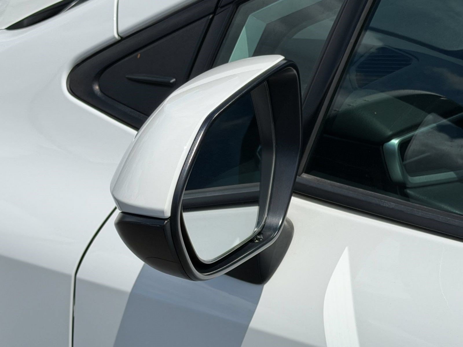 Used 2023 Toyota Corolla LE FWD image 28