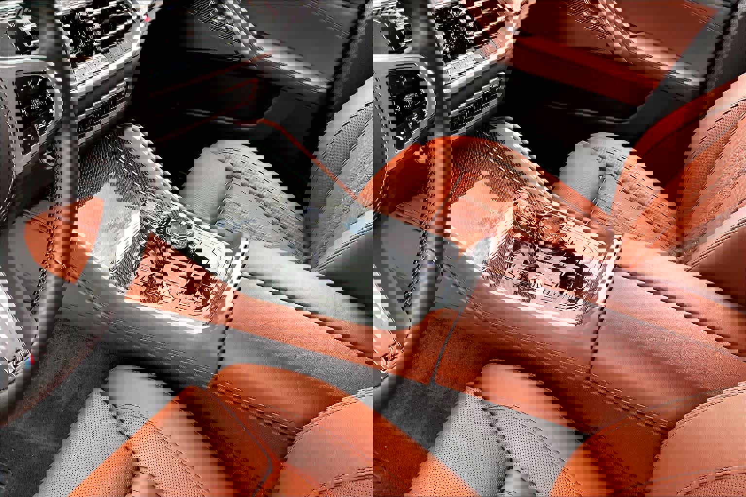 Used 2022 BMW X6 M50i w/ Executive Package AWD/4WD image 15