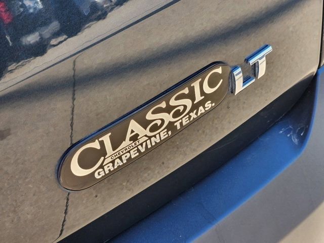 Used 2020 Chevrolet Traverse LT image 9