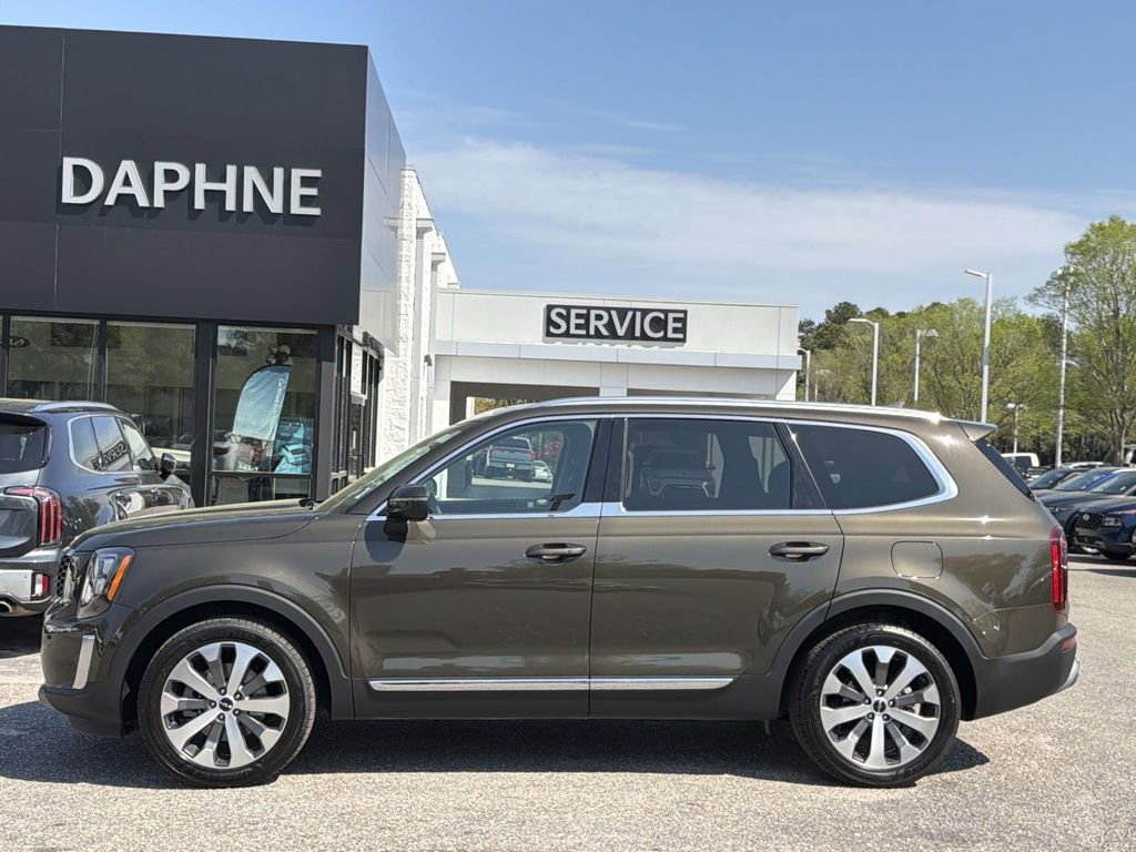 Used 2022 Kia Telluride EX w/ EX Premium Package image 34