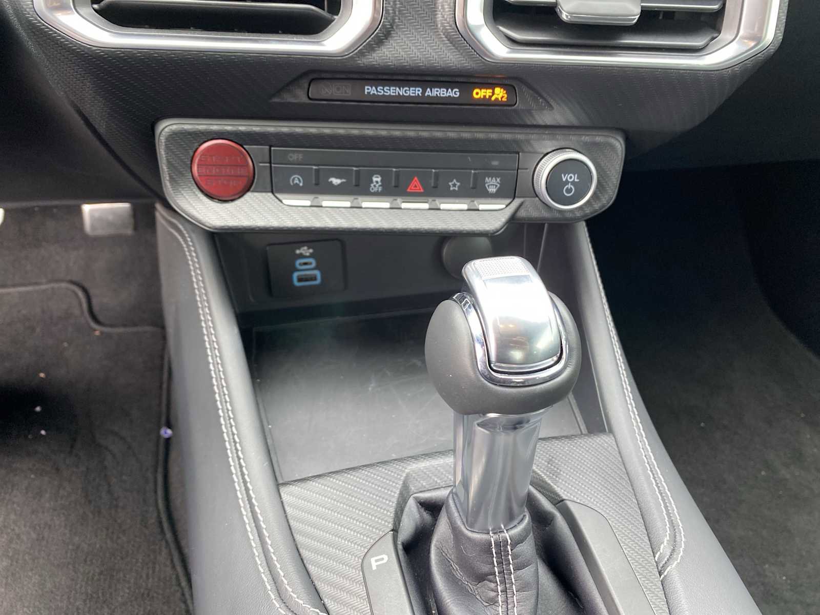 Used 2025 Ford Mustang GT Premium image 16