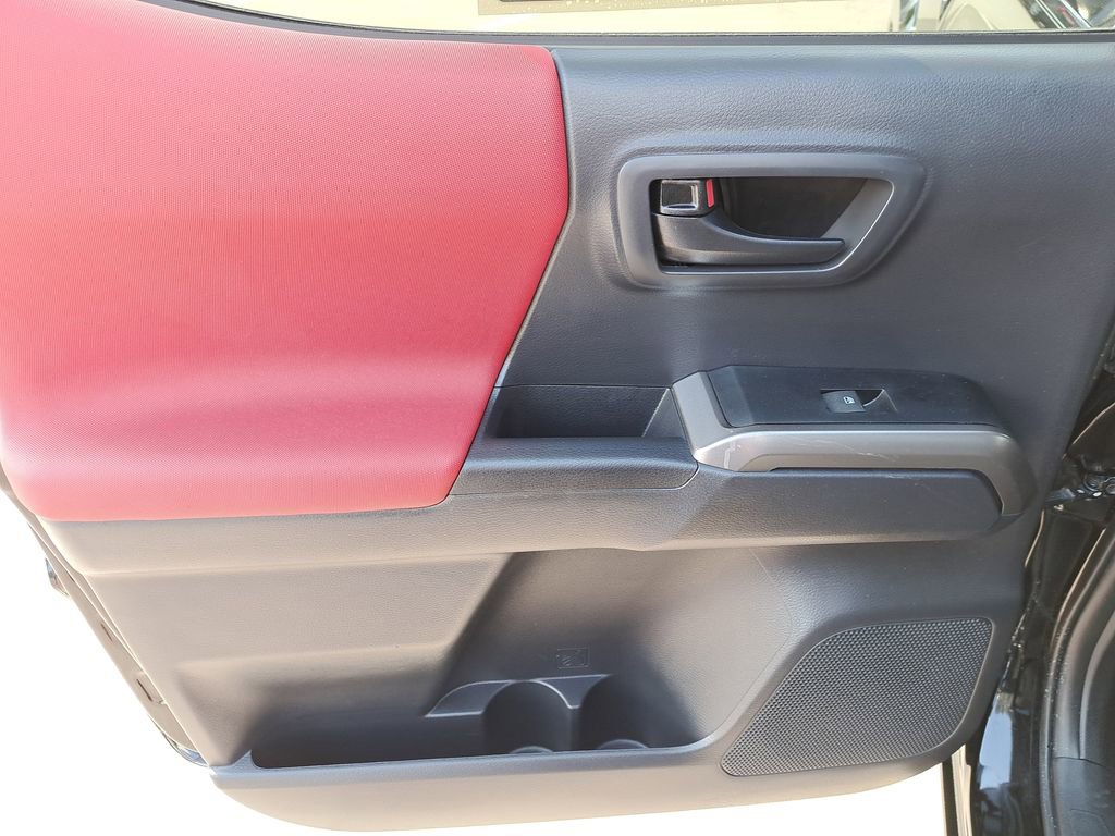 Used 2023 Toyota Tacoma SR5 image 7