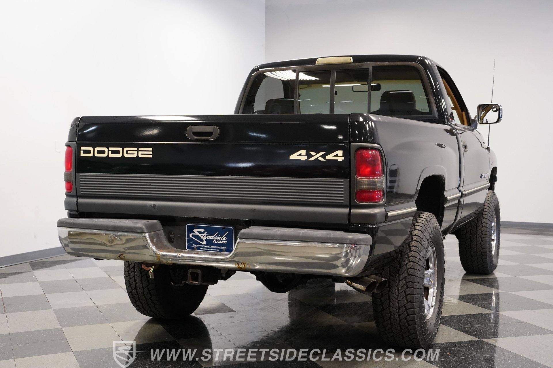 Used 1997 Dodge Ram 1500 Truck 4x4 Regular Cab image 11