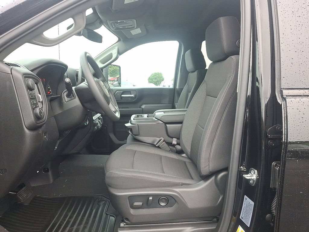 New 2026 Chevrolet Silverado 2500 Custom w/ Custom Convenience Package AWD/4WD image 6