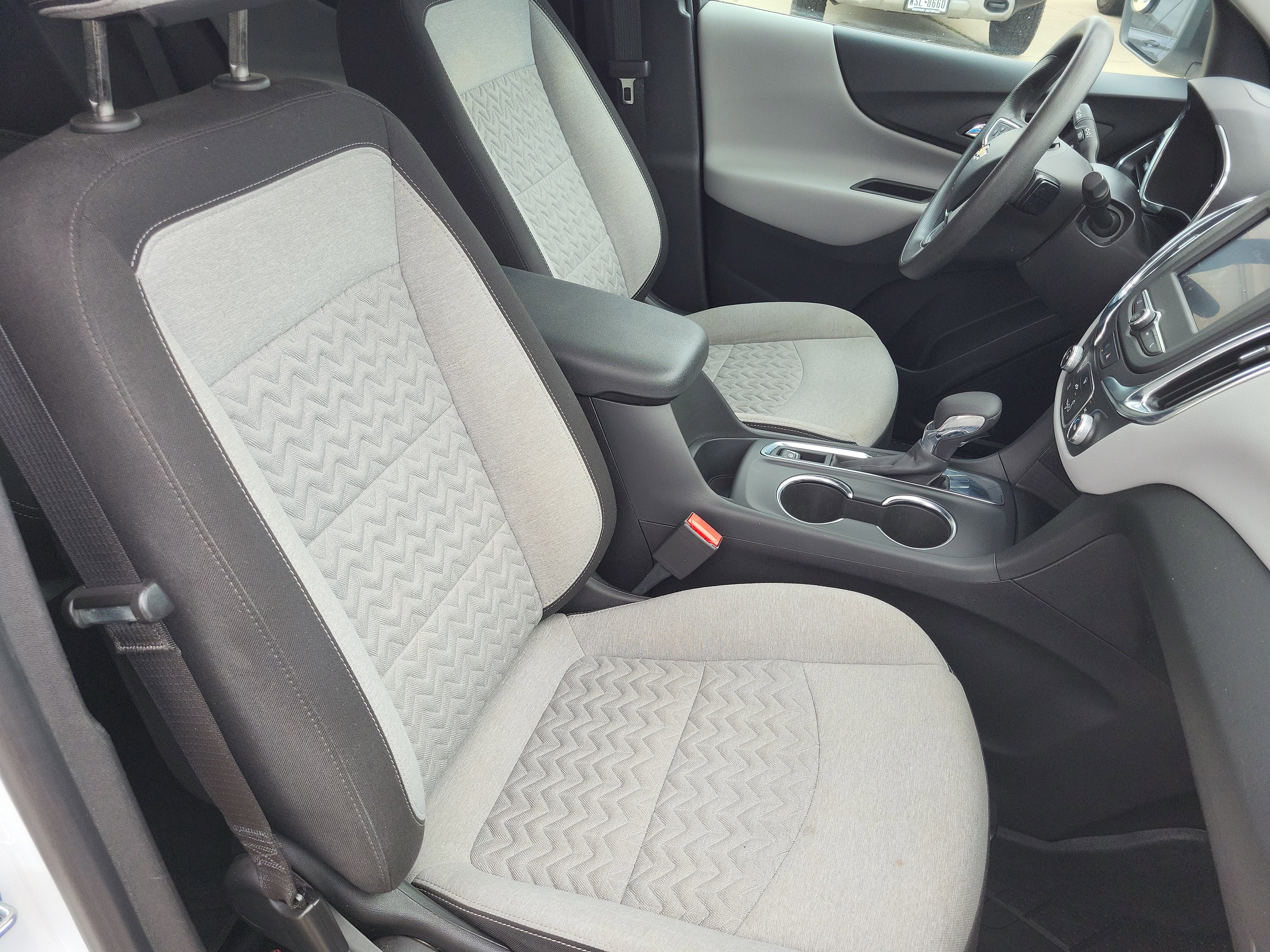 Used 2022 Chevrolet Equinox LS w/ LS Convenience Package FWD image 10