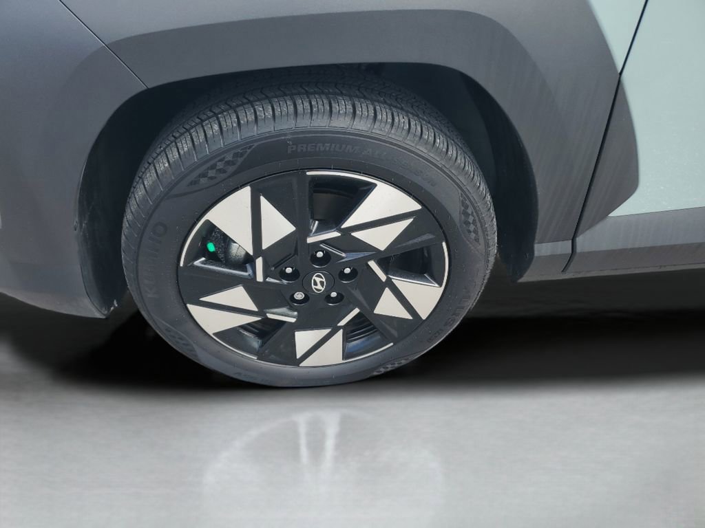 Certified 2024 Hyundai Kona SEL w/ Convenience Package image 10