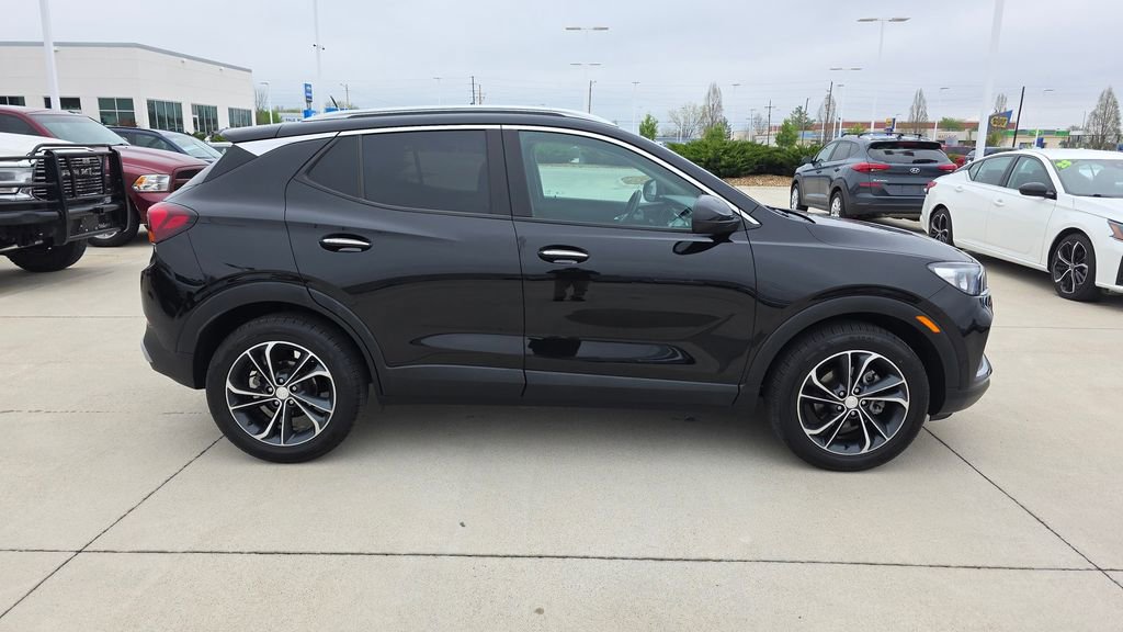 Used 2021 Buick Encore GX Select image 6