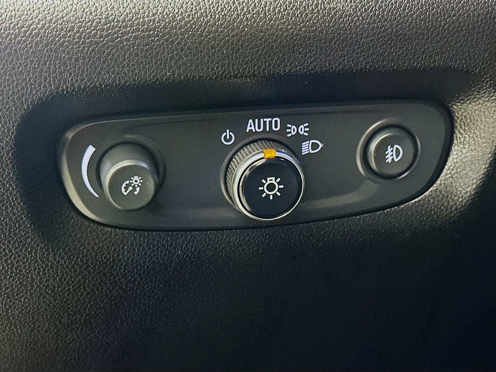 Used 2019 Chevrolet Traverse LT AWD/4WD image 21