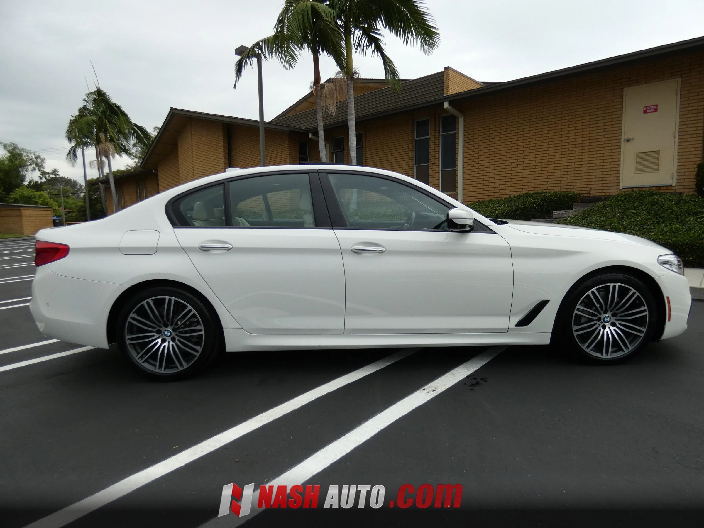 Used 2017 BMW 540i RWD image 6