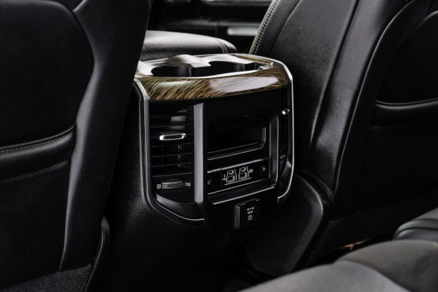 Used 2019 RAM 1500 Laramie AWD/4WD image 48