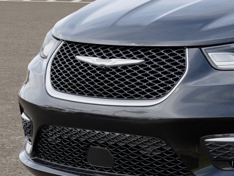 New 2026 Chrysler Pacifica Pinnacle image 11