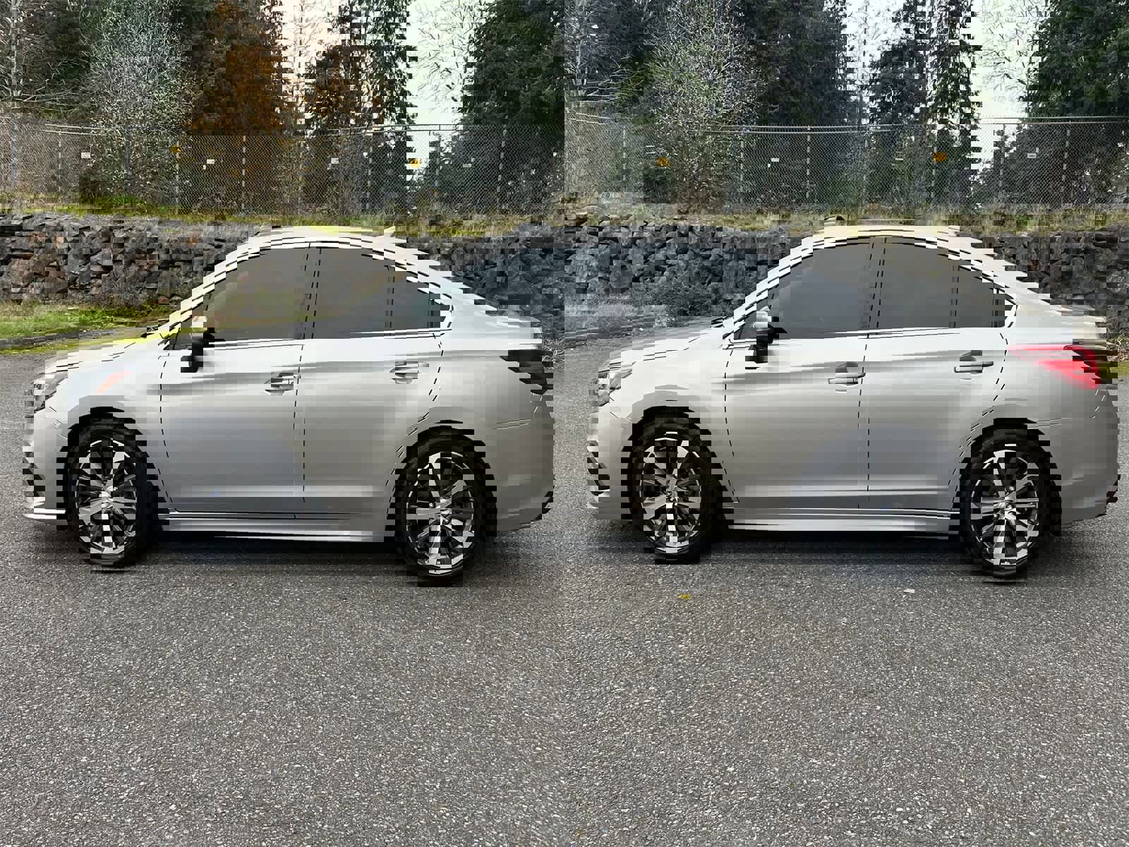 Used 2018 Subaru Legacy 3.6R Limited image 2