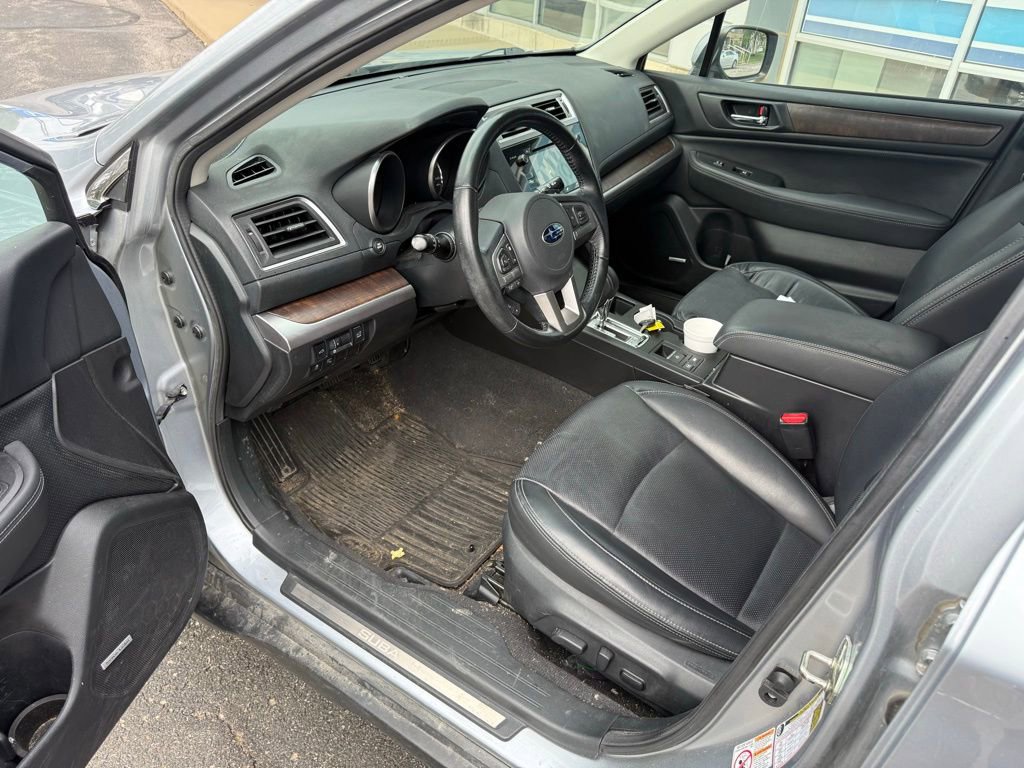 Used 2015 Subaru Outback 2.5i Limited w/ Protection Package #1 AWD/4WD image 6