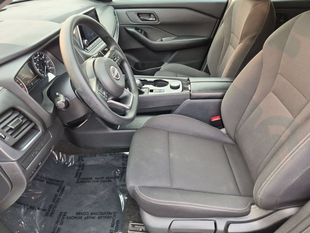 Used 2024 Nissan Rogue S AWD/4WD image 12