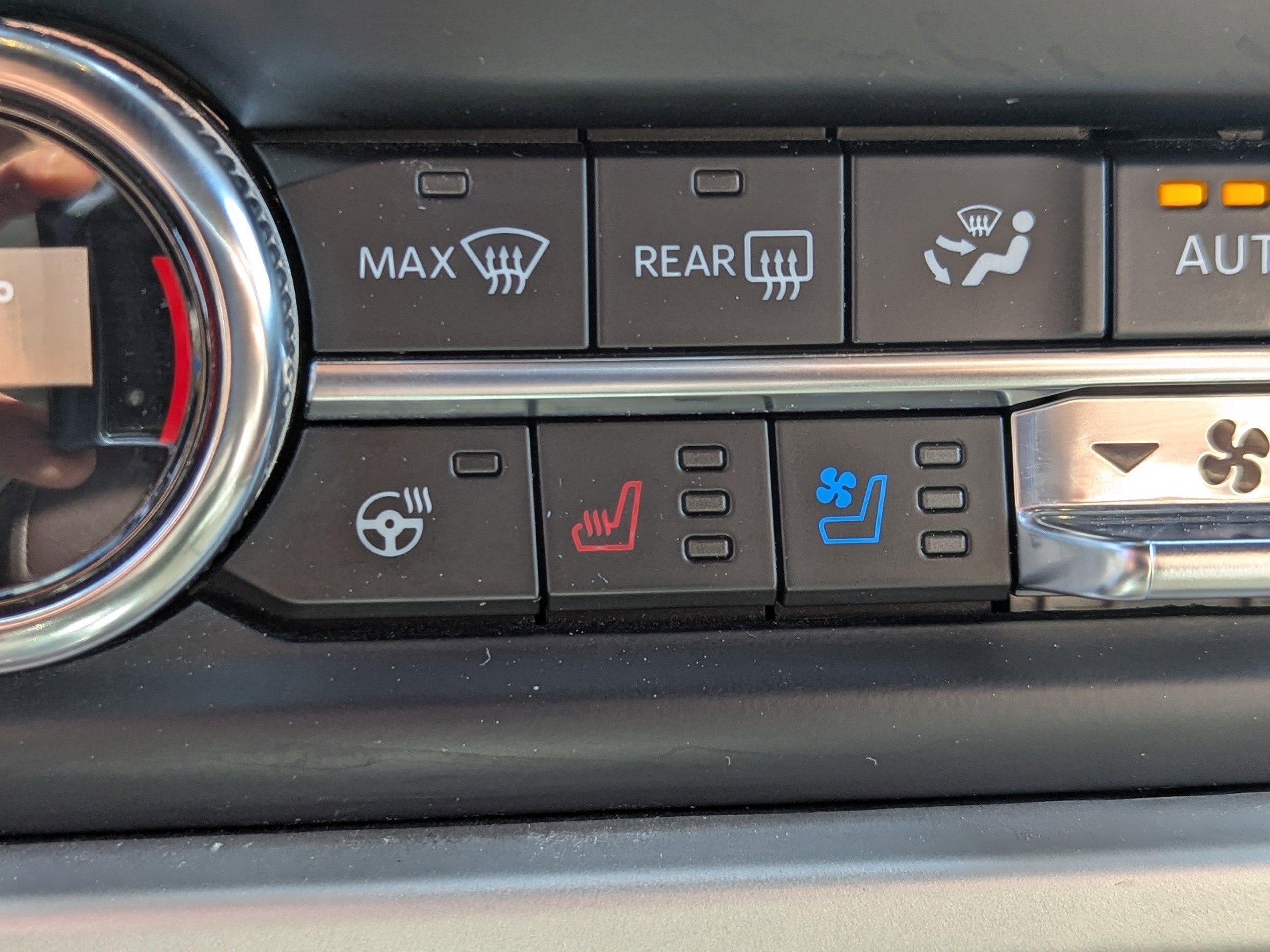 Used 2024 Ford Expedition Limited image 27