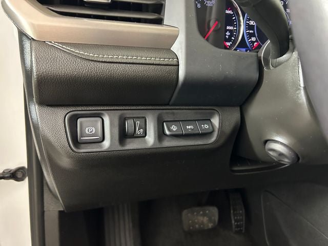 Used 2022 GMC Acadia Denali AWD/4WD image 18