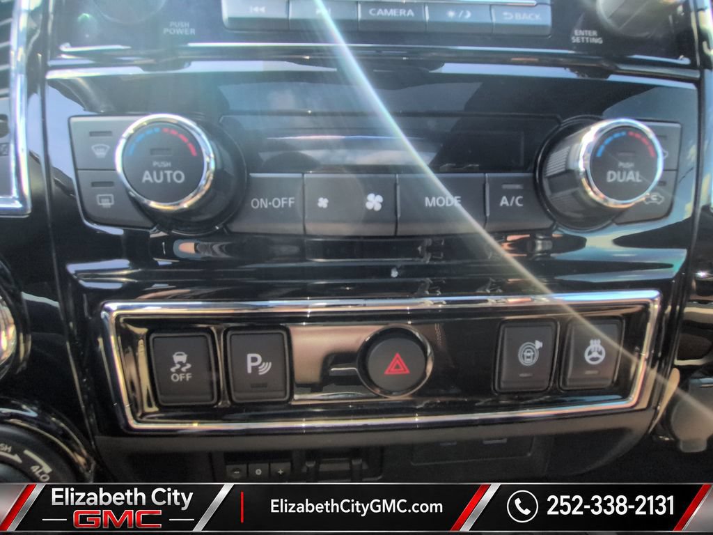 Used 2022 Nissan Titan Platinum Reserve w/ Moonroof Package AWD/4WD image 15