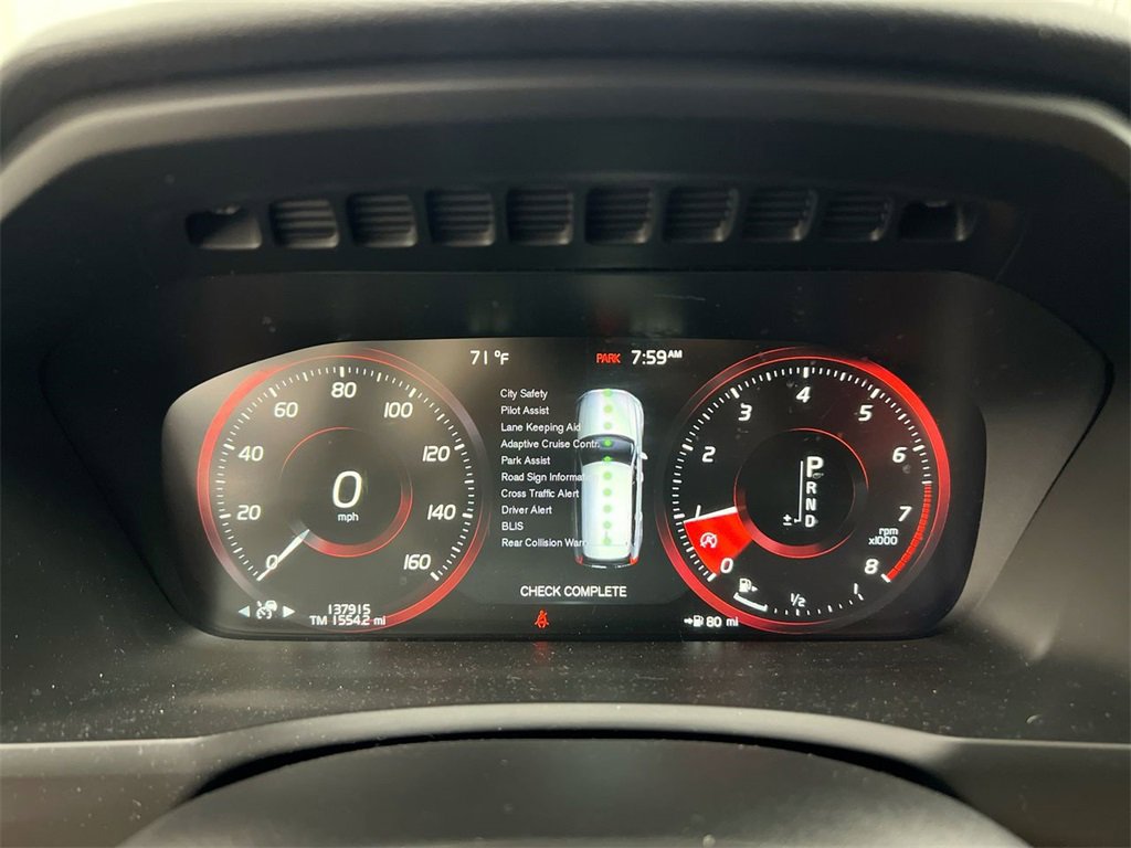 Used 2017 Volvo XC90 T6 Inscription w/ Vision Package image 11