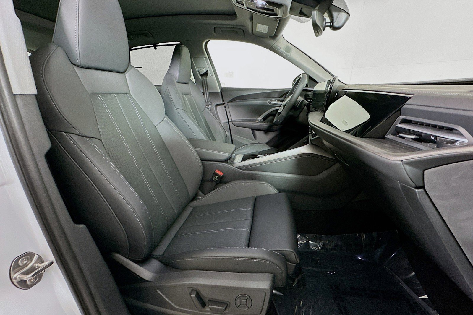 New 2025 Audi Q5 Premium Plus image 8