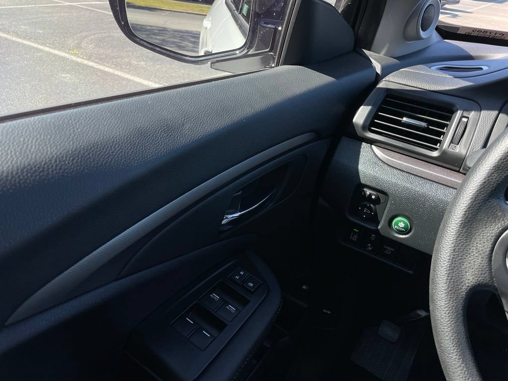 Certified 2023 Honda Ridgeline Sport image 22