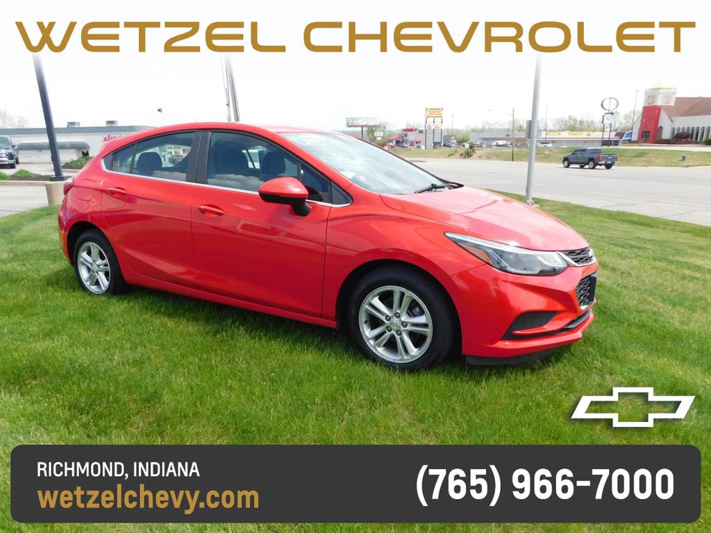 Used 2017 Chevrolet Cruze LT w/ Convenience Package FWD image 1