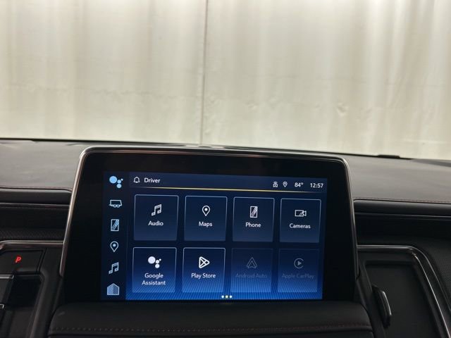 Used 2024 Chevrolet Suburban RST w/ Luxury Package image 16