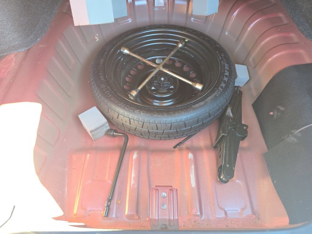 Used 2017 Nissan Versa S Plus image 14