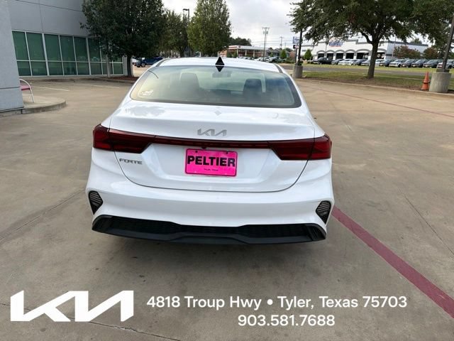 Certified 2024 Kia Forte LXS w/ LXS Technology Package FWD image 9