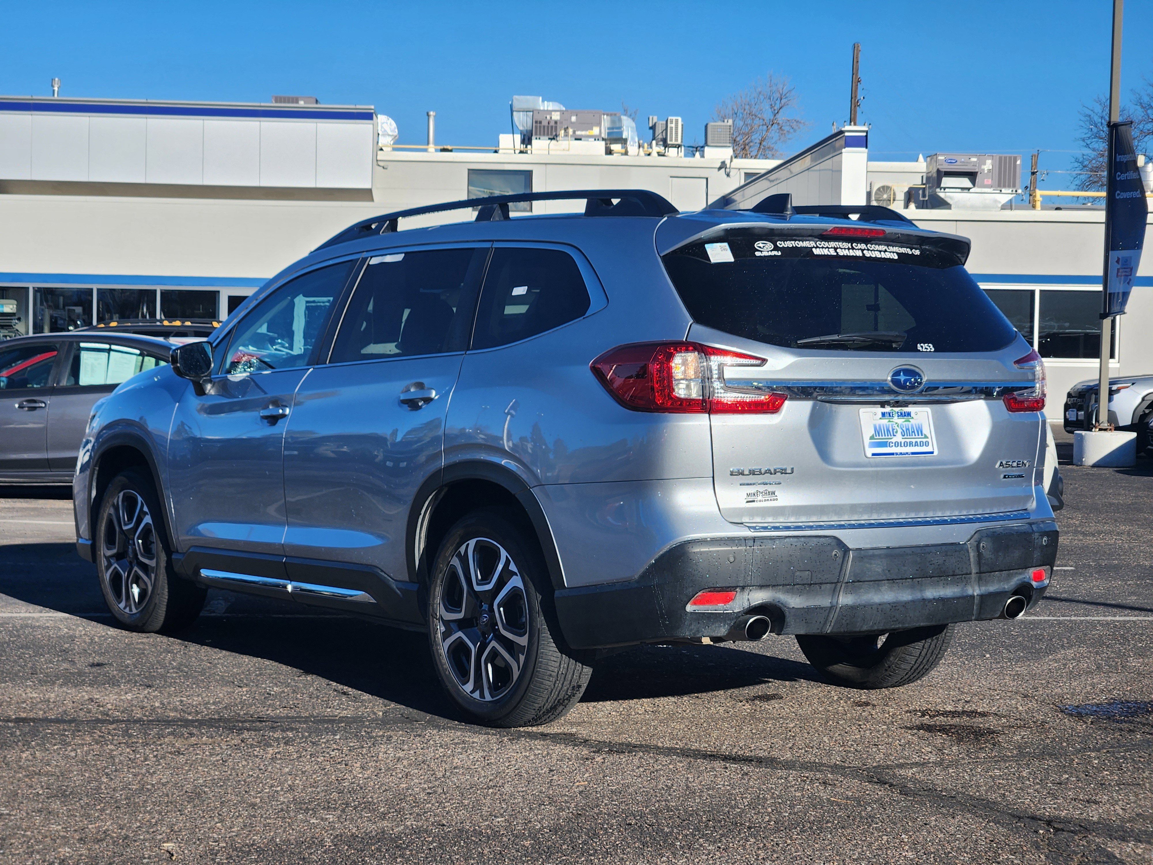 Used 2025 Subaru Ascent Limited image 16