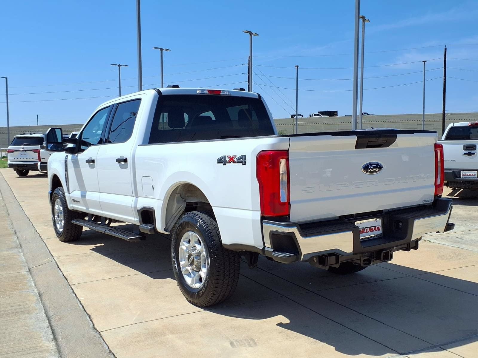 Used 2025 Ford F250 XLT AWD/4WD image 2