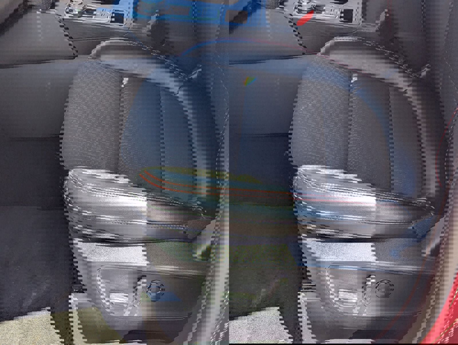 Certified 2024 Ford Escape ST-Line w/ Tech Pack #1 FWD image 19