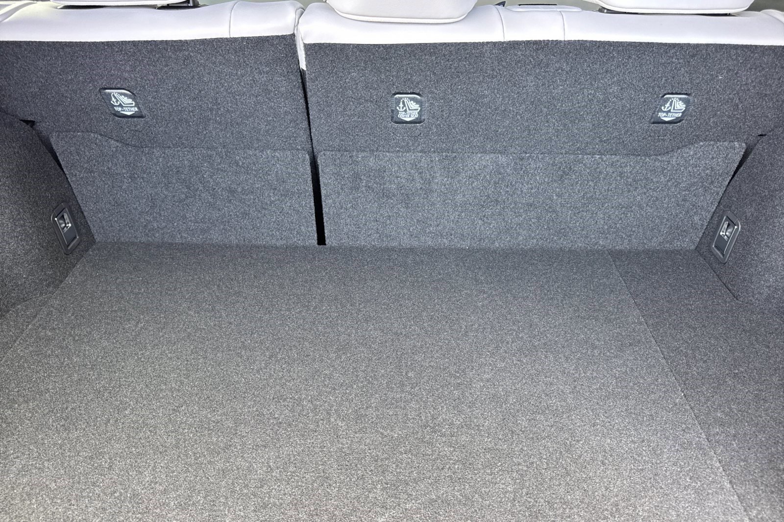 New 2026 Lexus UX 300h FWD image 27