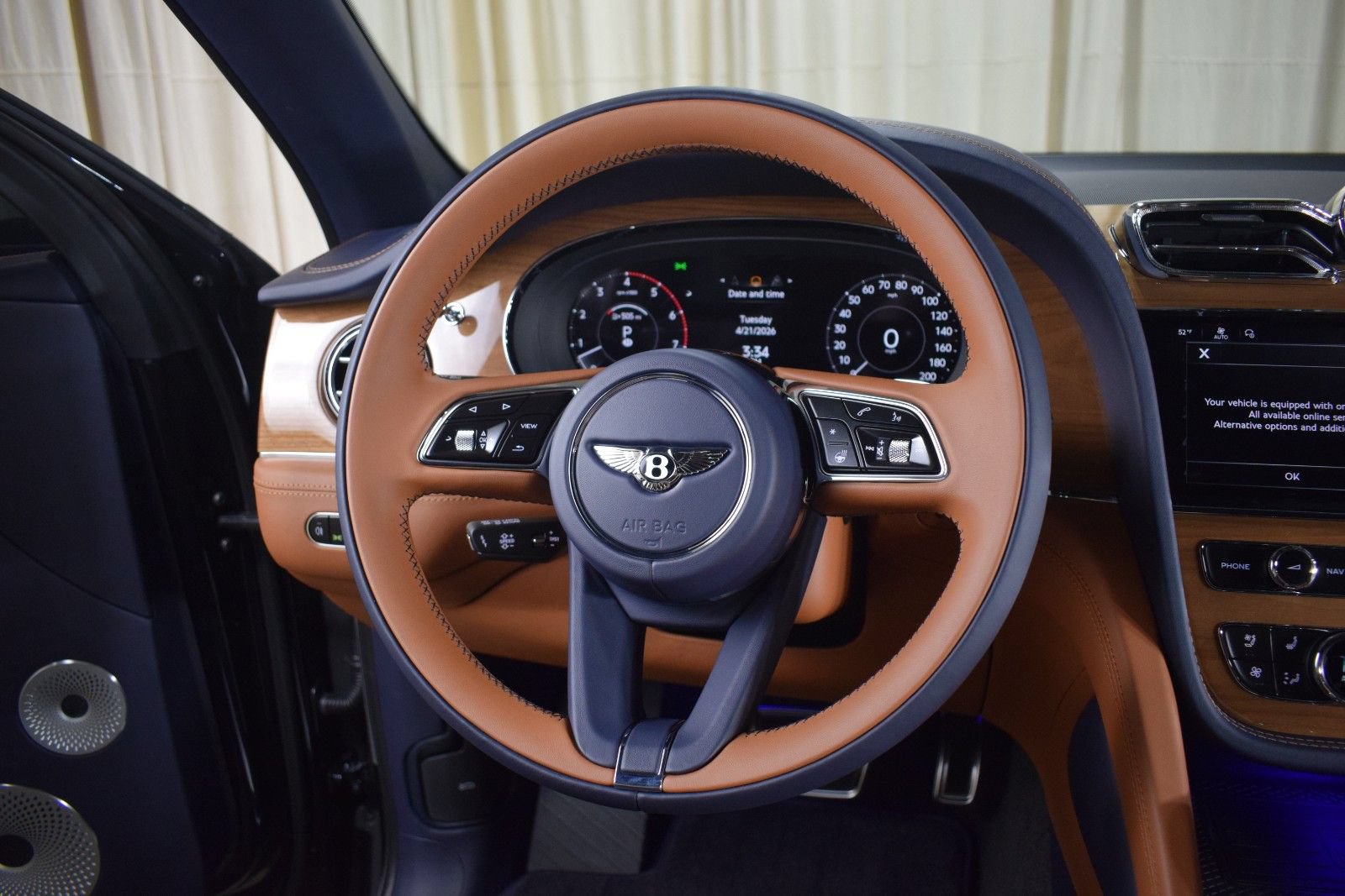 New 2026 Bentley Bentayga AWD/4WD image 29