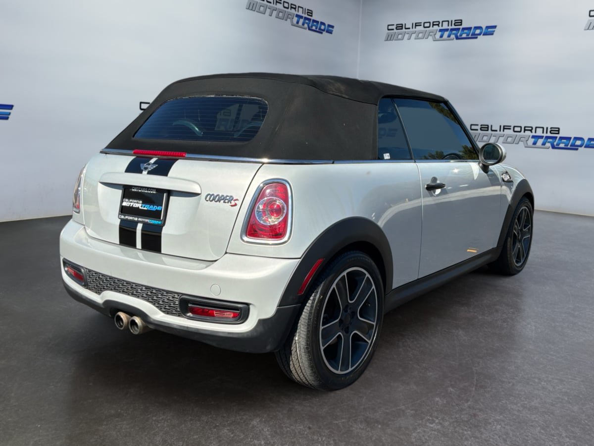 Used 2012 MINI Cooper S w/ Sport Pkg FWD image 5