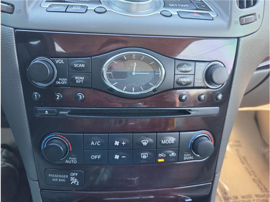 Used 2013 INFINITI G37 Sport w/ Premium Pkg image 4