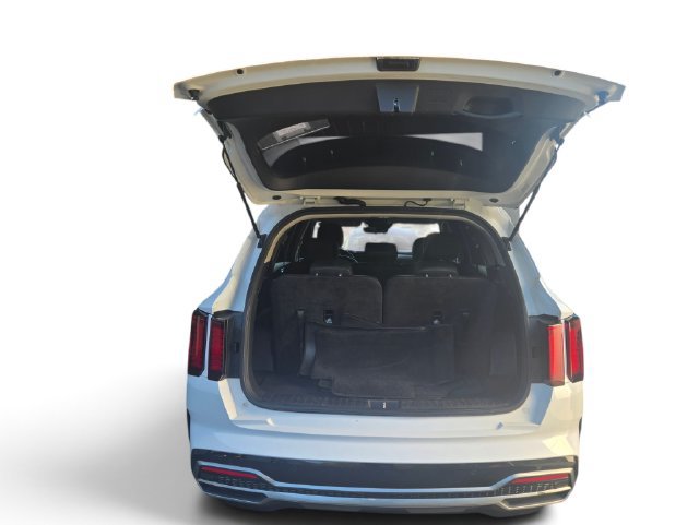 Used 2022 Kia Sorento S w/ Panoramic Sunroof Package FWD image 10