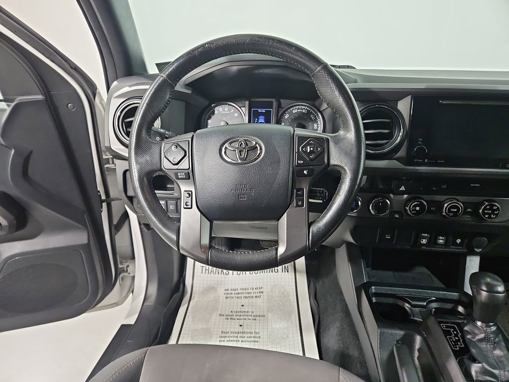 Used 2018 Toyota Tacoma TRD Off-Road image 13
