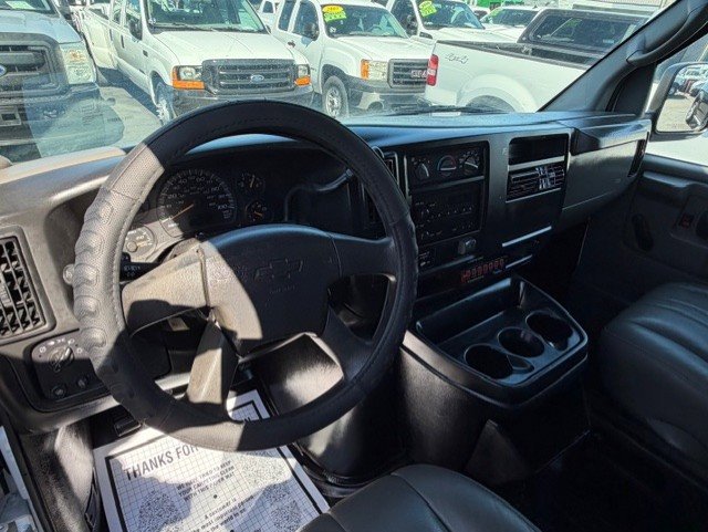 Used 2006 Chevrolet Express 3500 Extended image 11