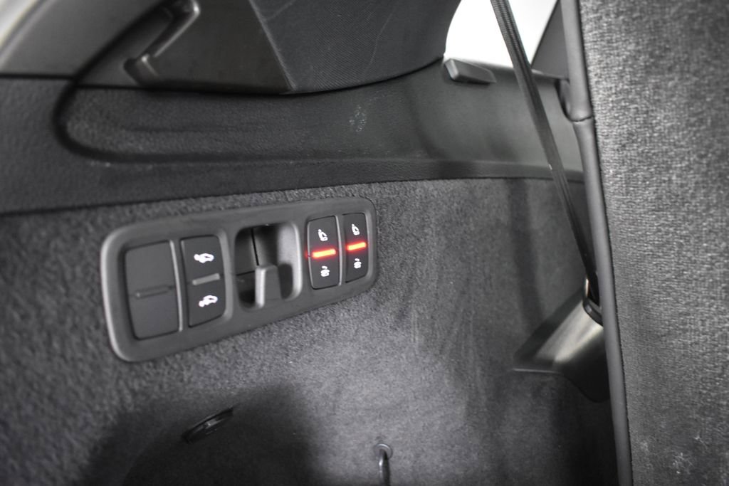 Used 2023 Audi SQ7 Prestige AWD/4WD image 37