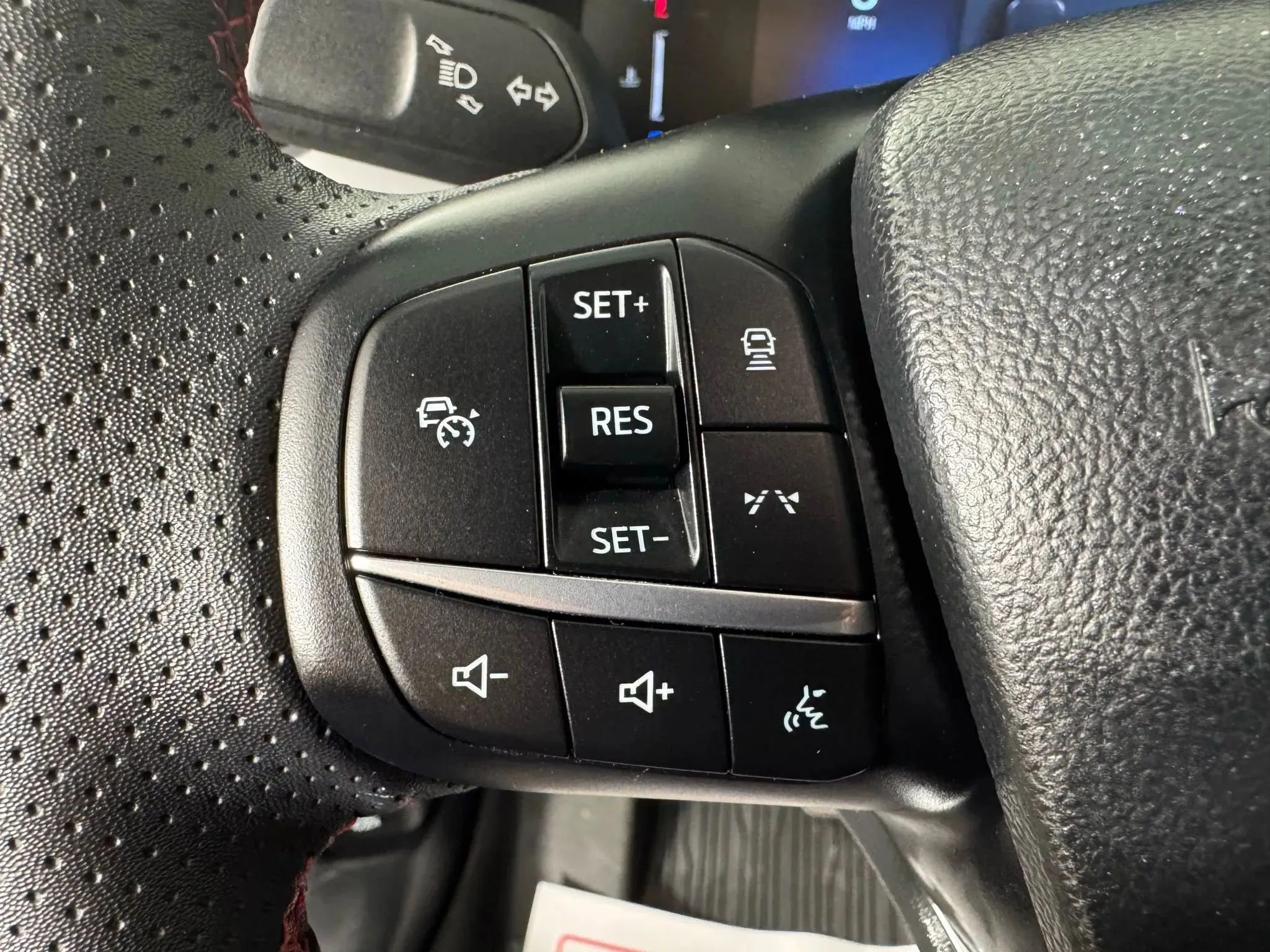 Used 2023 Ford Escape ST-Line w/ Tech Pack #1 image 15