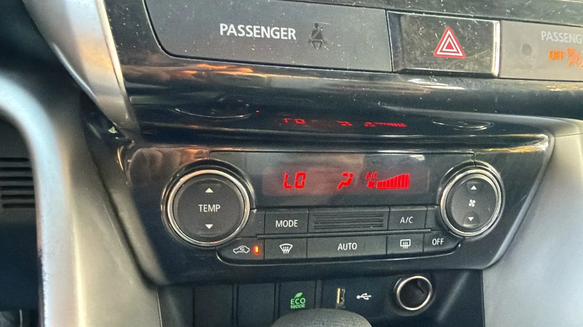 Used 2020 Mitsubishi Eclipse Cross ES image 17