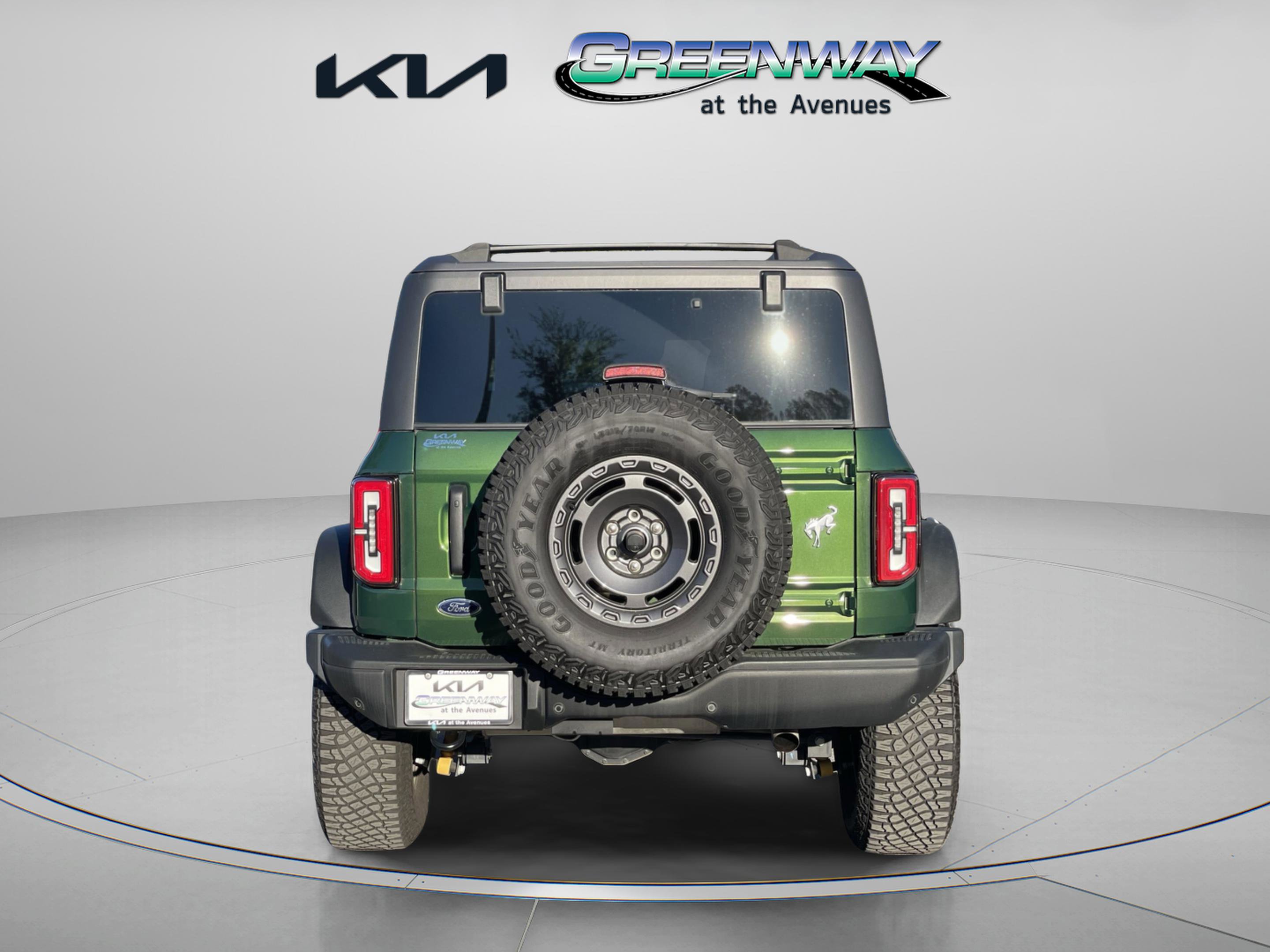 Used 2024 Ford Bronco Everglades image 3