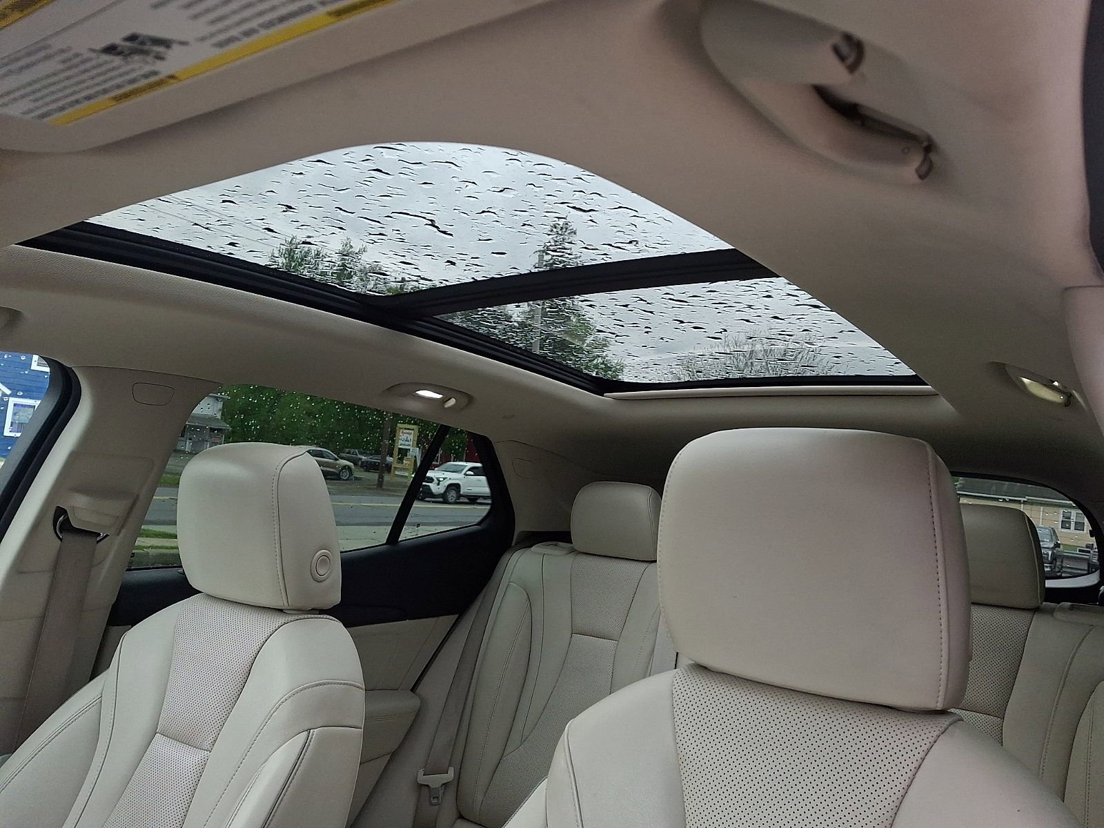 Used 2021 Buick Envision Essence AWD/4WD image 14