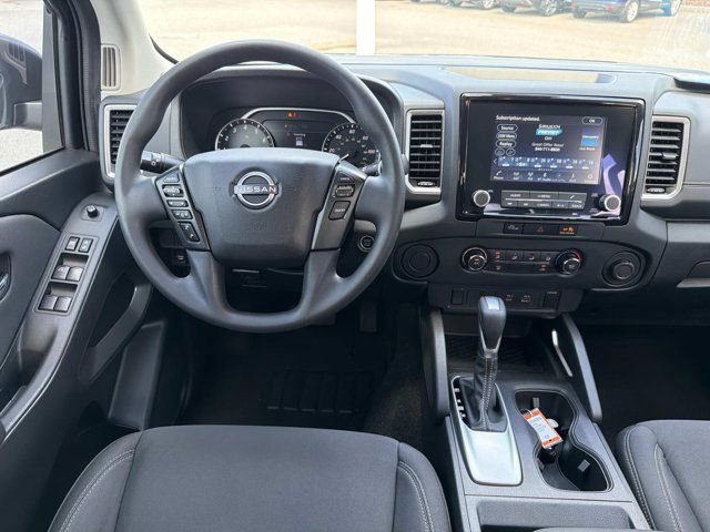 Used 2024 Nissan Frontier SV w/ Tow Package image 23