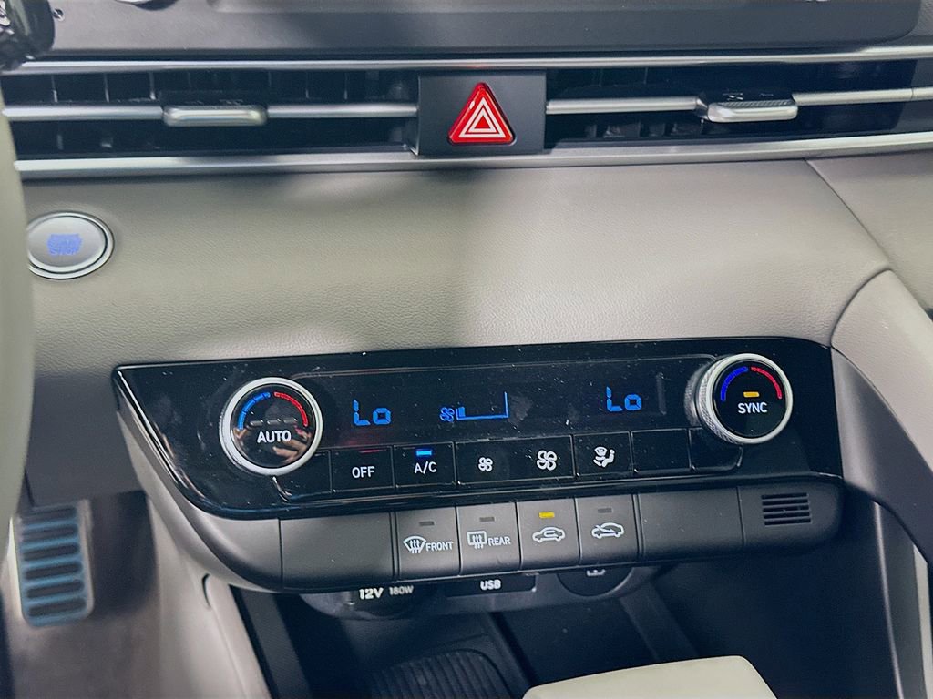 New 2025 Hyundai Elantra Sport image 13