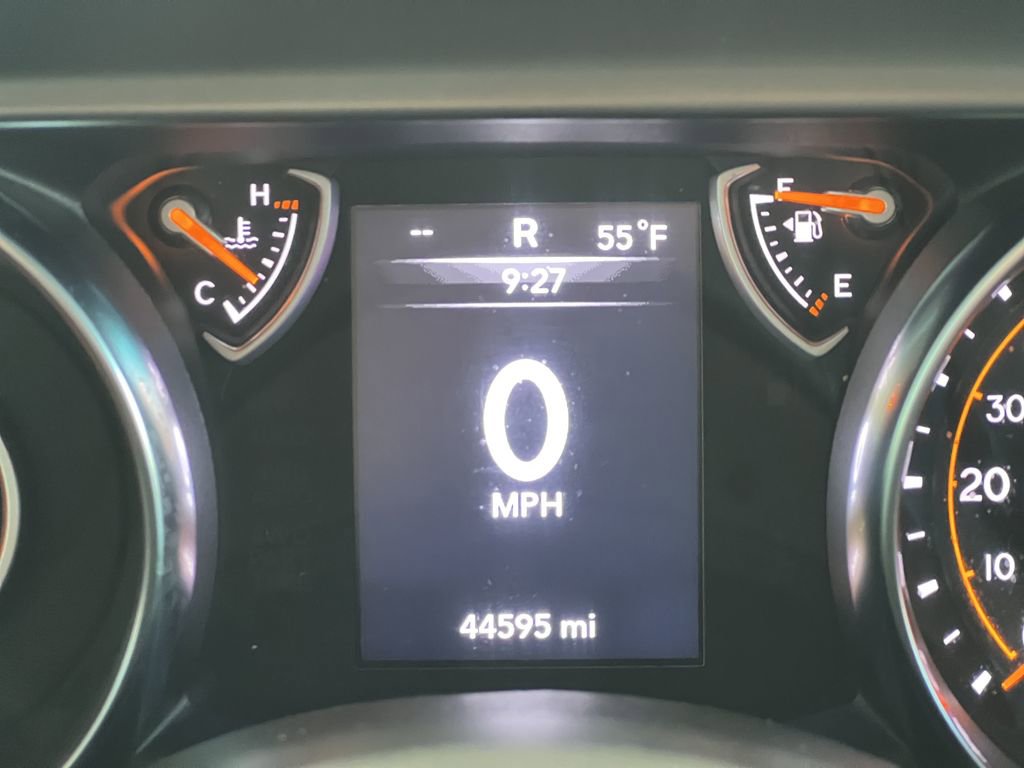 Used 2023 Jeep Wrangler Unlimited Sport AWD/4WD image 29