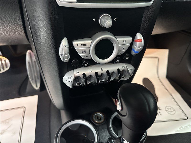 Used 2010 MINI Cooper S FWD image 23