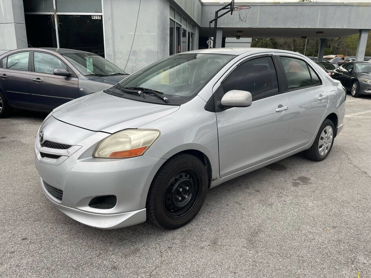Used 2007 Toyota Yaris Sedan image 2