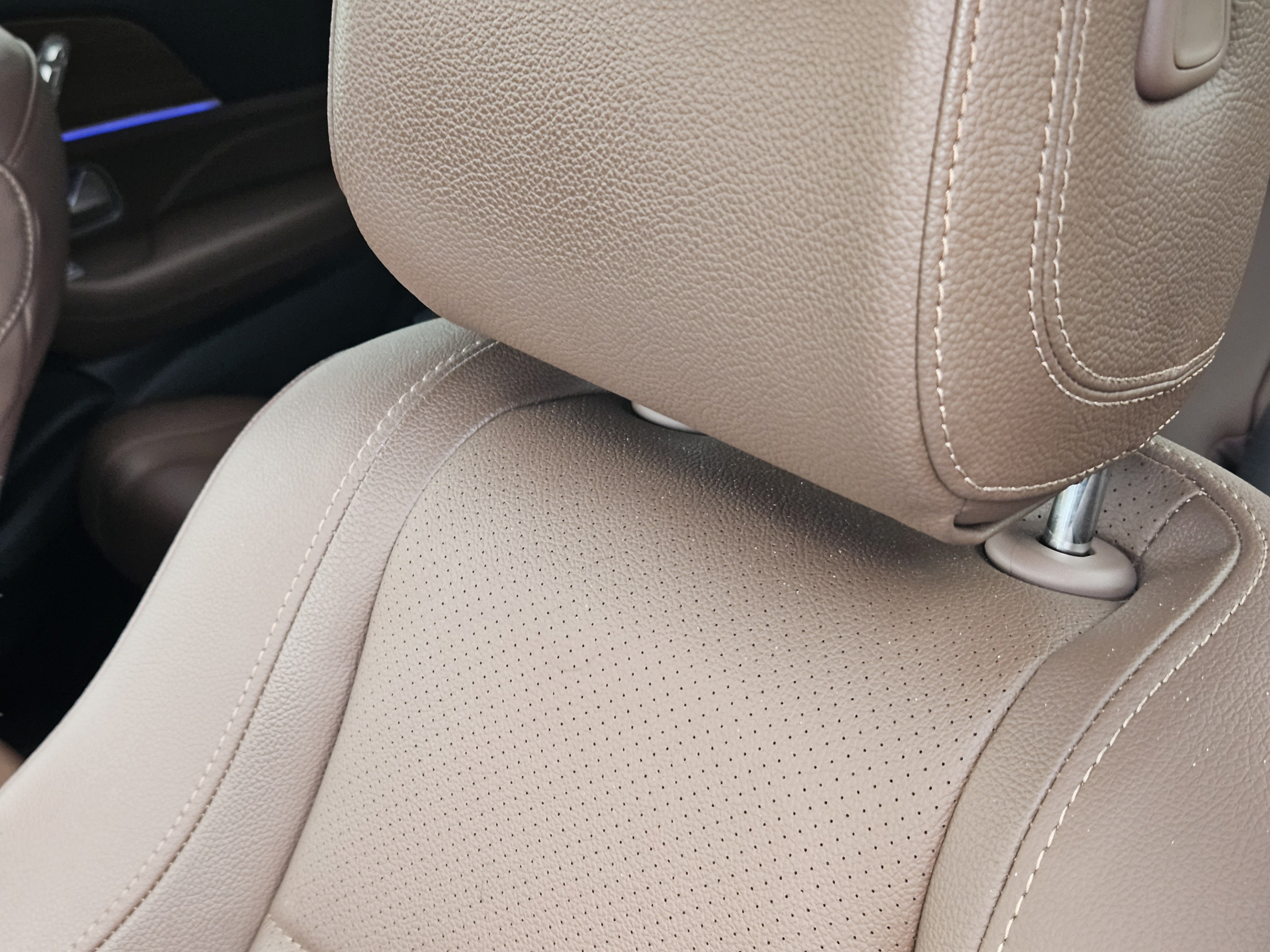 Certified 2024 Mercedes-Benz GLS 450 4MATIC image 7